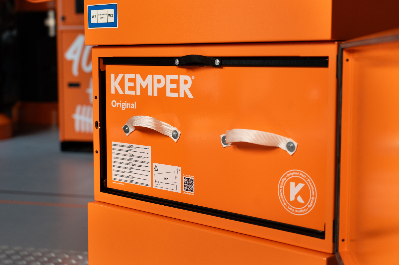 KEMPER original filter element installed in an industrial extraction and filtration system for welding fumes and air purification.