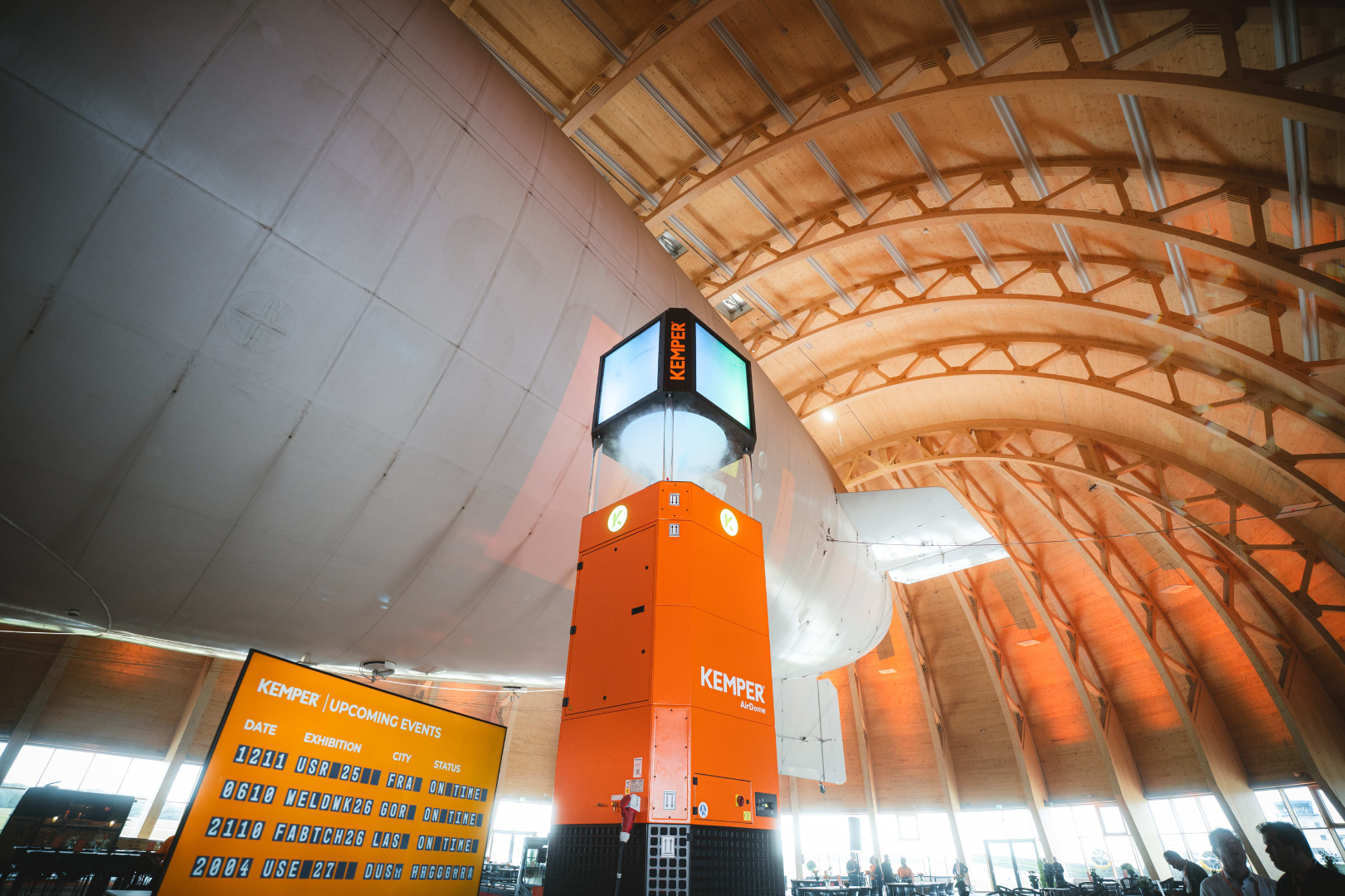 KEMPER AirDome air purification system for industrial air filtration in a large production or exhibition hall