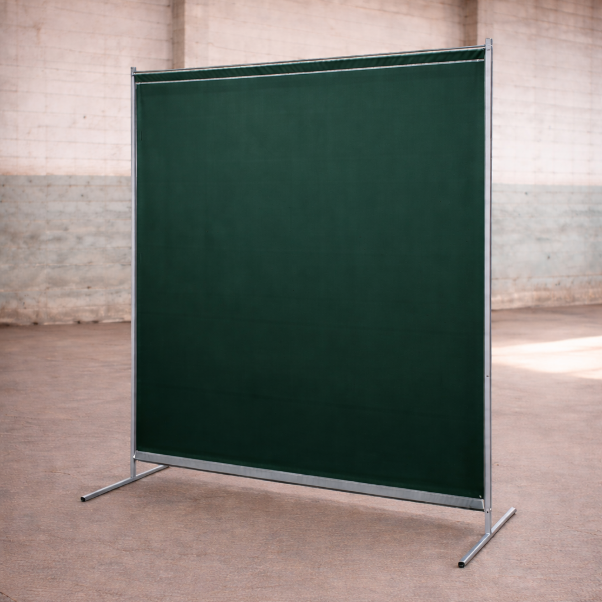 Protective screen with curtain